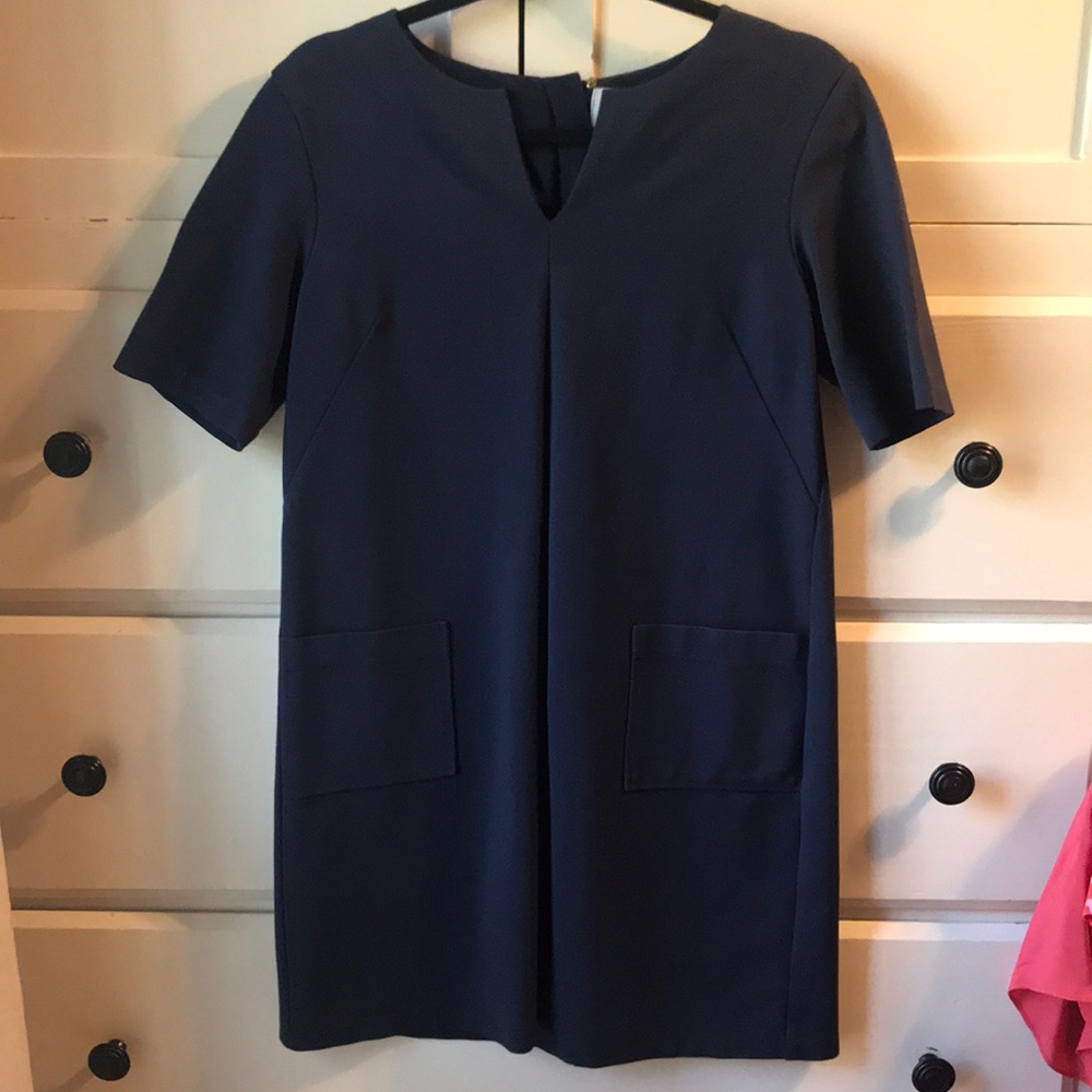 Elizabeth McKay Navy Shift size 6